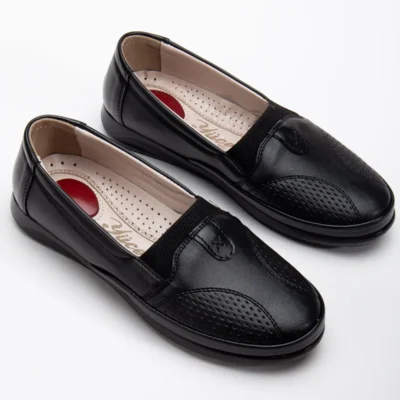 کفش زنانه روزمره با کفی ارتوپدی و چرم طبیعی، مناسب برای بزرگ‌پاها و مادران با طراحی راحت. برند Yüce - 8465