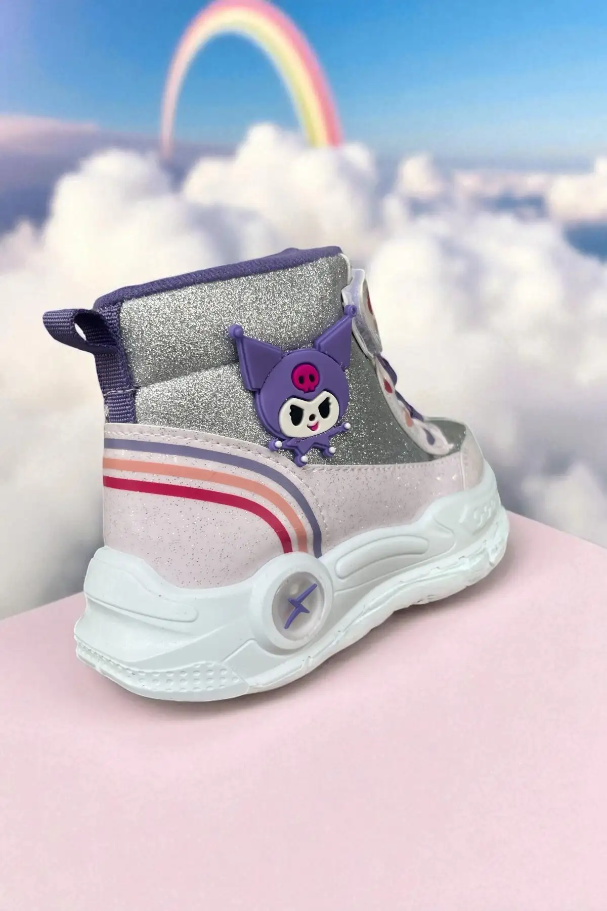 بوت بچگانه چکمه راحت دخترانه با زیره آناتومیک و چسبی نورانی، رنگ نقرهای و بنفش، مناسب فصل زمستان برند ALTUNTAŞ - 8391 بوت بچگانه چکمه راحت دخترانه با زیره آناتومیک و چسبی نورانی، رنگ نقرهای و بنفش، مناسب فصل زمستان برند ALTUNTAŞ - 8391