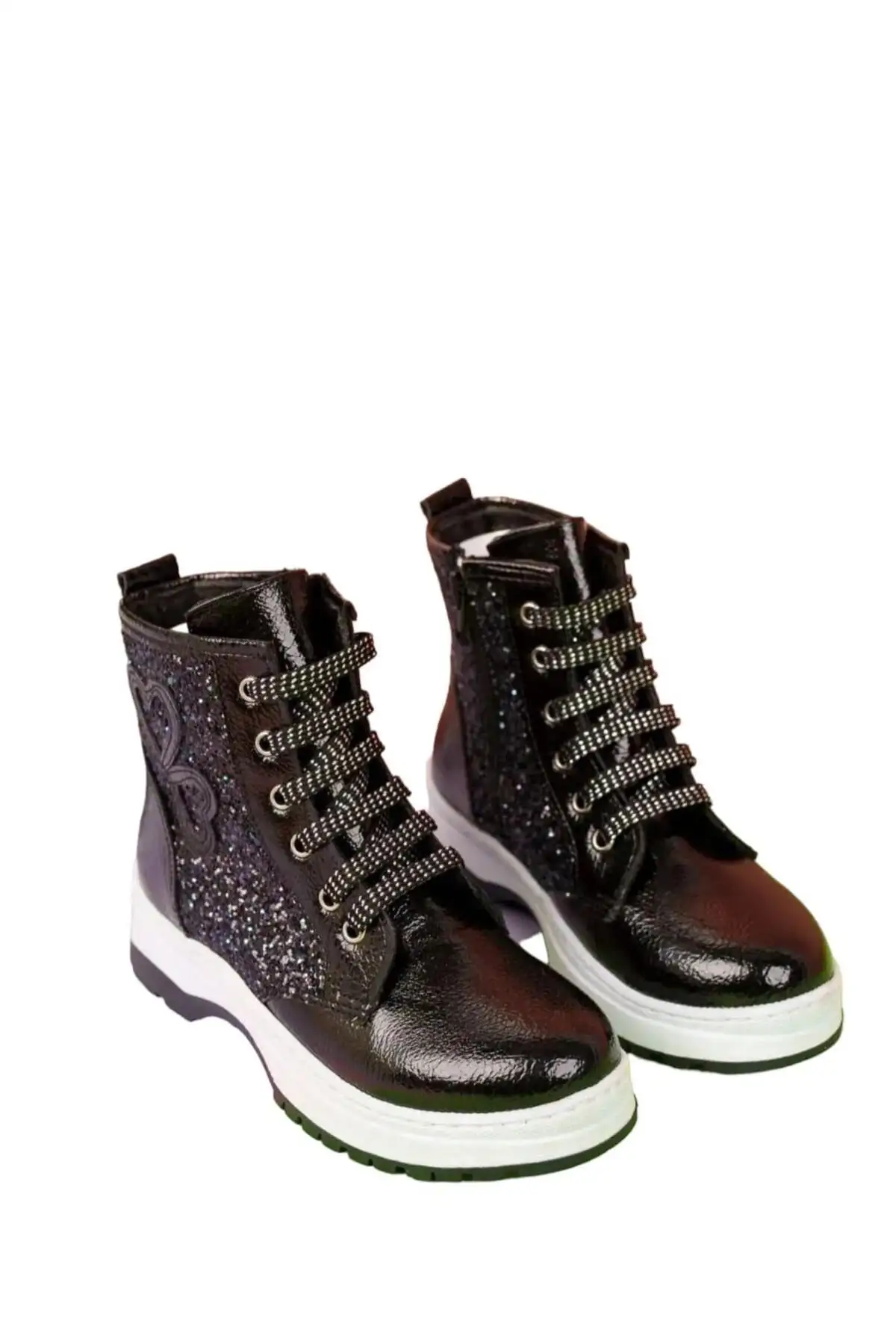 بوت بچگانه کفش کوه نوردی دخترانه نقرهای با زیره مقاوم و سبک برند Pabuçland - 8393 بوت بچگانه کفش کوه نوردی دخترانه نقرهای با زیره مقاوم و سبک برند Pabuçland - 8393