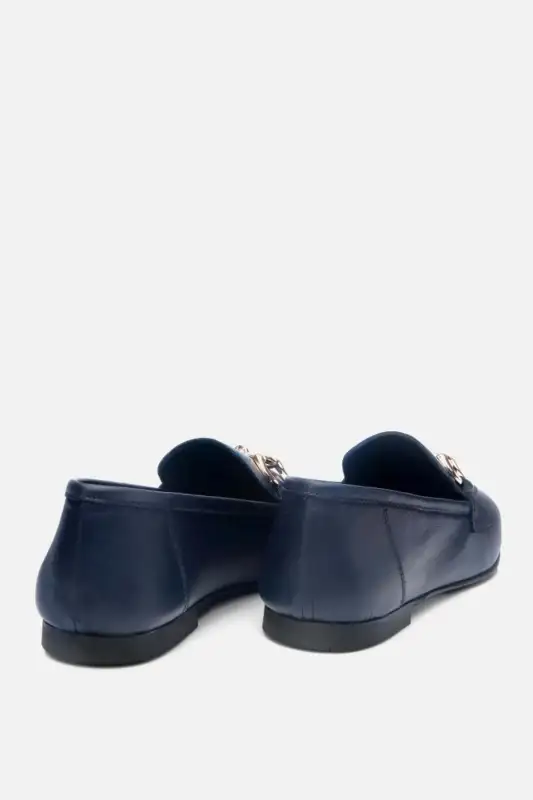 کفش لوفر زنانه چرم مدل سرمه‌ای با سگک برند Yaya by Hotiç - 8557