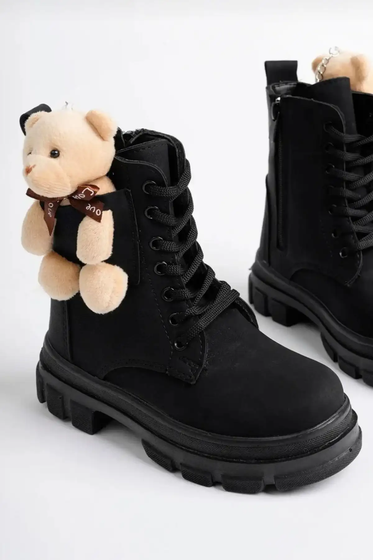 بوت بچگانه کودکانه با پایدار و عروسکی پشمالو برند DİGGO KİDS - 8394