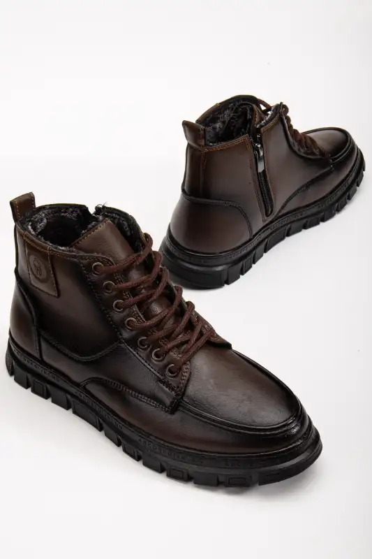 بوت مردانه زمستانی مقاوم در برابر آب و سرما با داخل پشمی و کفی ضد لغزش و زیپدار برند MY GROSS SHOES - 8605 بوت مردانه زمستانی مقاوم در برابر آب و سرما با داخل پشمی و کفی ضد لغزش و زیپدار برند MY GROSS SHOES - 8605