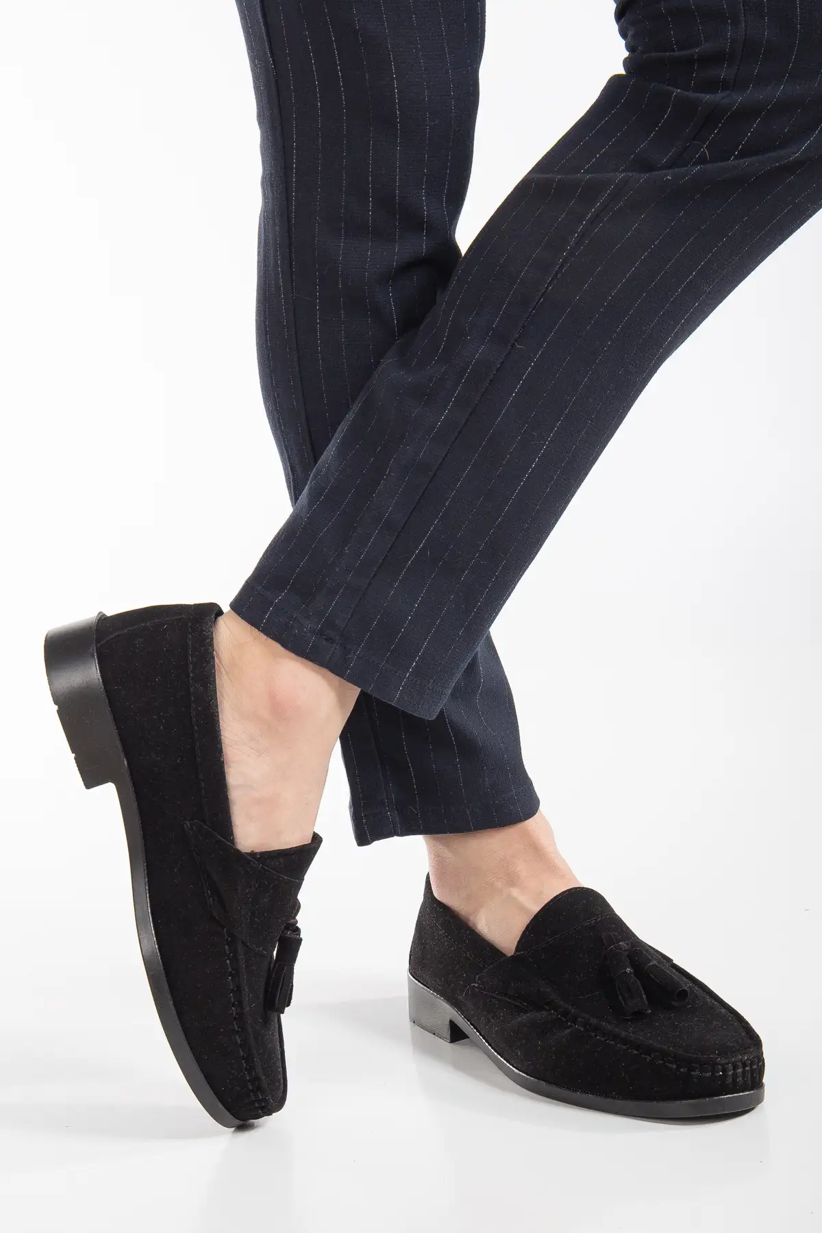 کفش زنانه روزمره اسپرت مردانه- و کرکی مشکی Wcr65 با پاپیونهای آویز، کلاسیک نرم و راحت. برند Waresta - 8478 کفش زنانه روزمره اسپرت مردانه- و کرکی مشکی Wcr65 با پاپیونهای آویز، کلاسیک نرم و راحت. برند Waresta - 8478