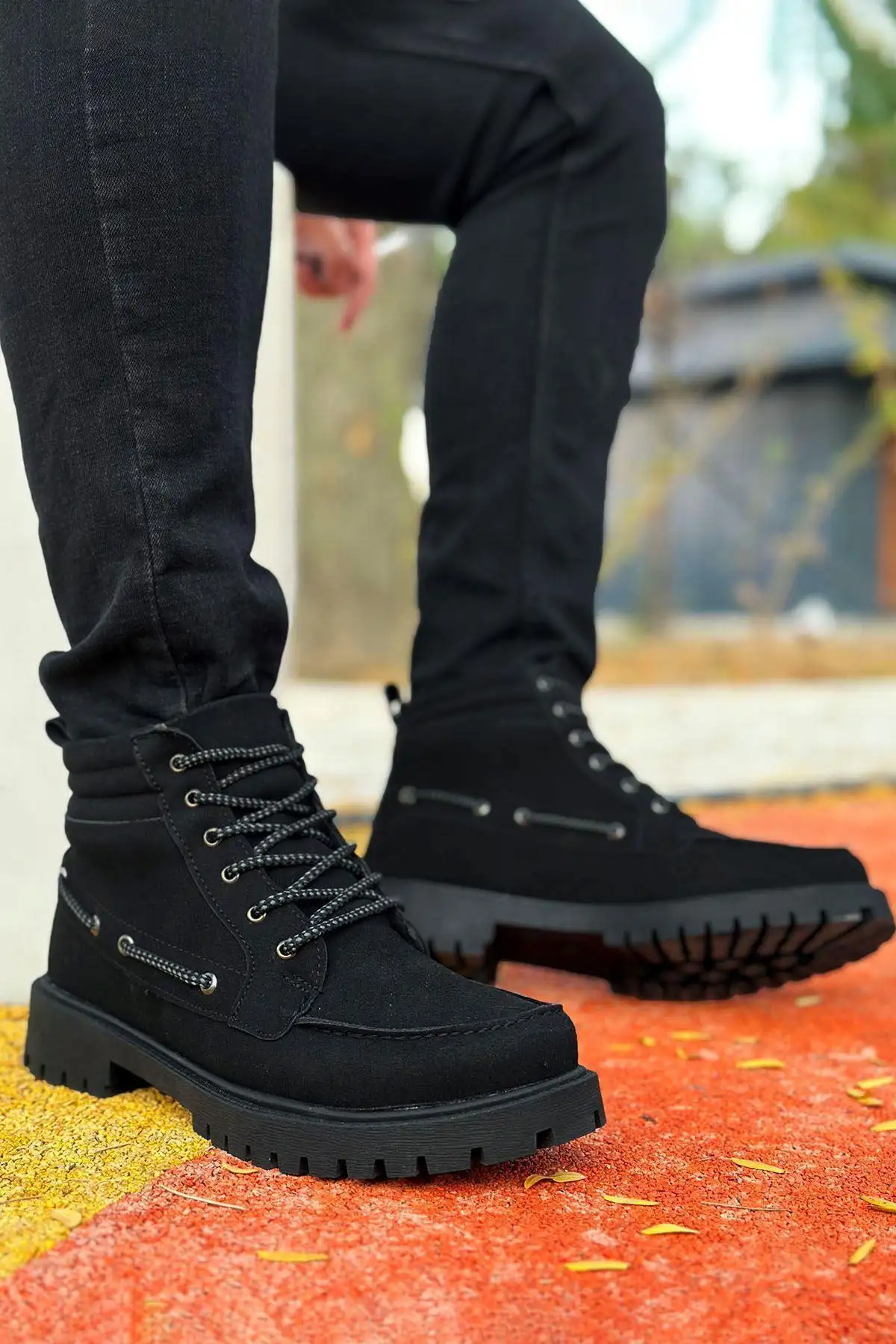 بوت مردانه کلاسیک چرمی مشکی سوئیتی ریتمی برند BIG KING - 8463 بوت مردانه کلاسیک چرمی مشکی سوئیتی ریتمی برند BIG KING - 8463