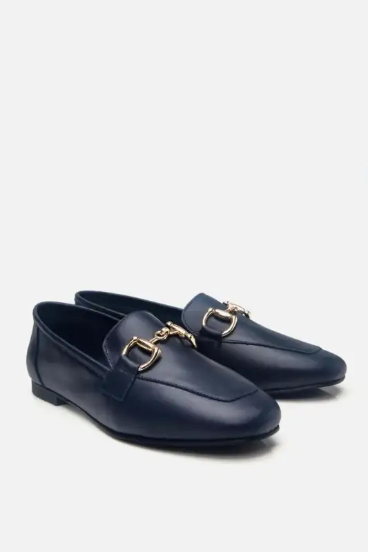 کفش لوفر زنانه چرم مدل سرمه‌ای با سگک برند Yaya by Hotiç - 8557