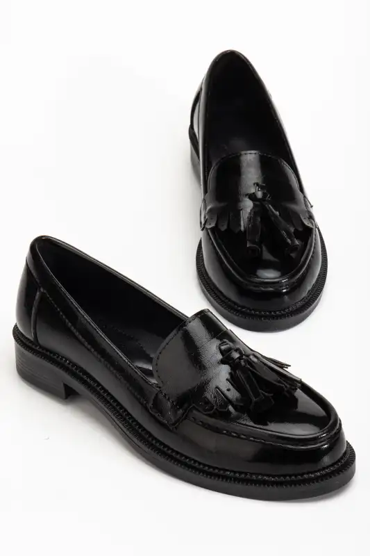 کفش لوفر زنانه روزمره لیپا مشکی چرم مصنوعی برند MARSEDO - 8566 کفش لوفر زنانه روزمره لیپا مشکی چرم مصنوعی برند MARSEDO - 8566