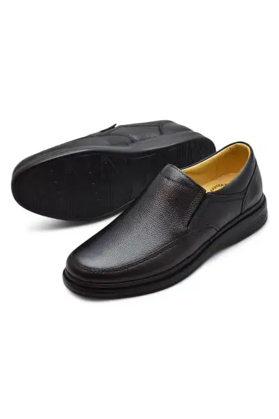 کفش رسمی مردانه تاب8050 با sole ارگونومیک، از چرم طبیعی، مناسب برای فصول مختلف و به عنوان پدرانه. برند ISPARTALILAR - 8535 کفش رسمی مردانه تاب8050 با sole ارگونومیک، از چرم طبیعی، مناسب برای فصول مختلف و به عنوان پدرانه. برند ISPARTALILAR - 8535