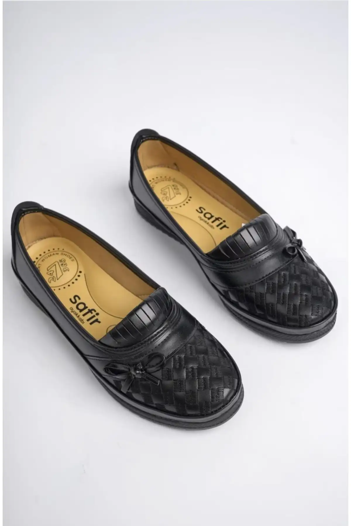 کفش زنانه روزمره کلاسیک راحت و اورتپدیک با طرح مشکی - تربیت مادرانه - باله برند Safir - 8499