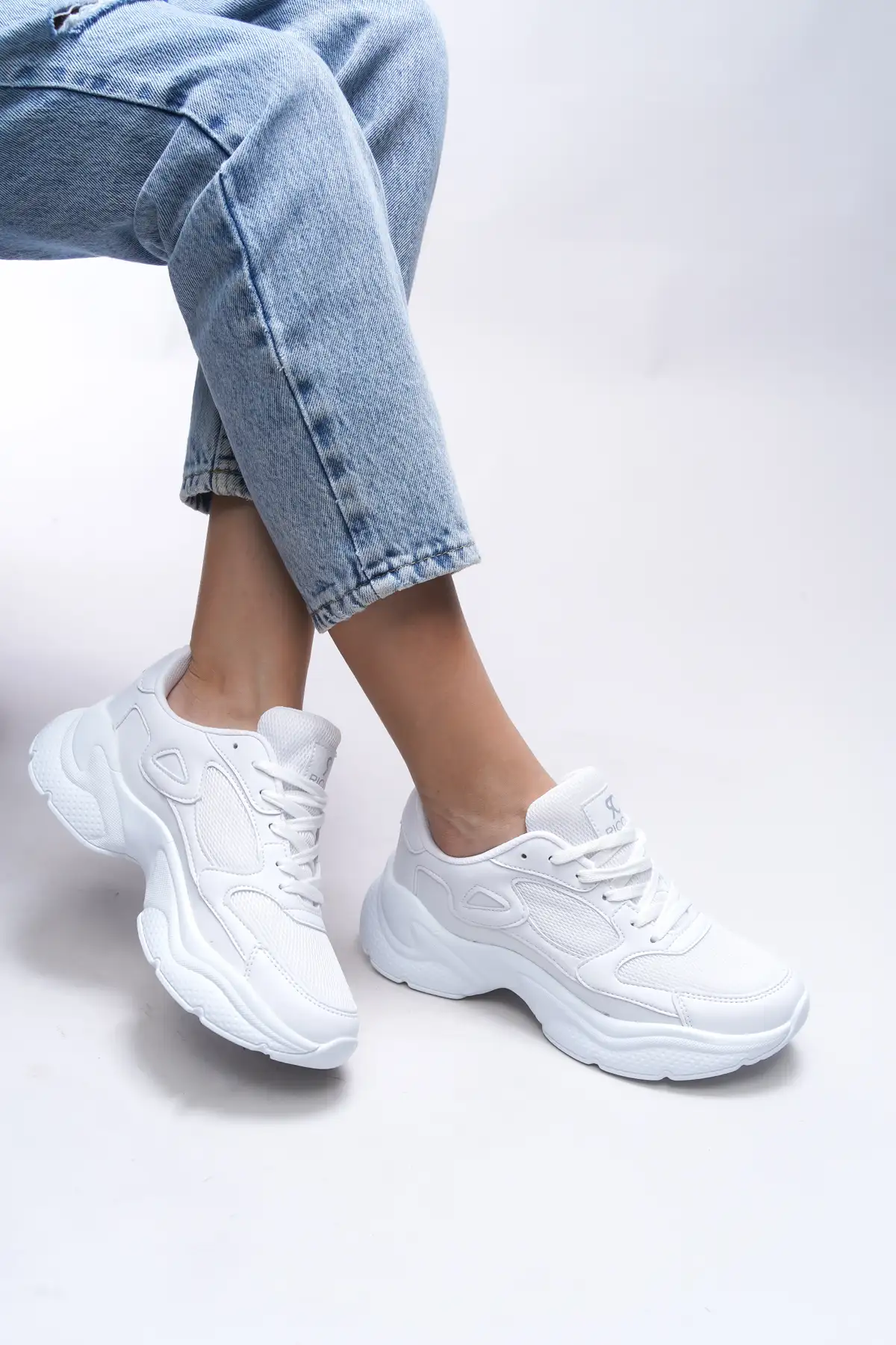 کفش کتانی زنانه ورزشی 0012152 سفید برند Riccon - 8436