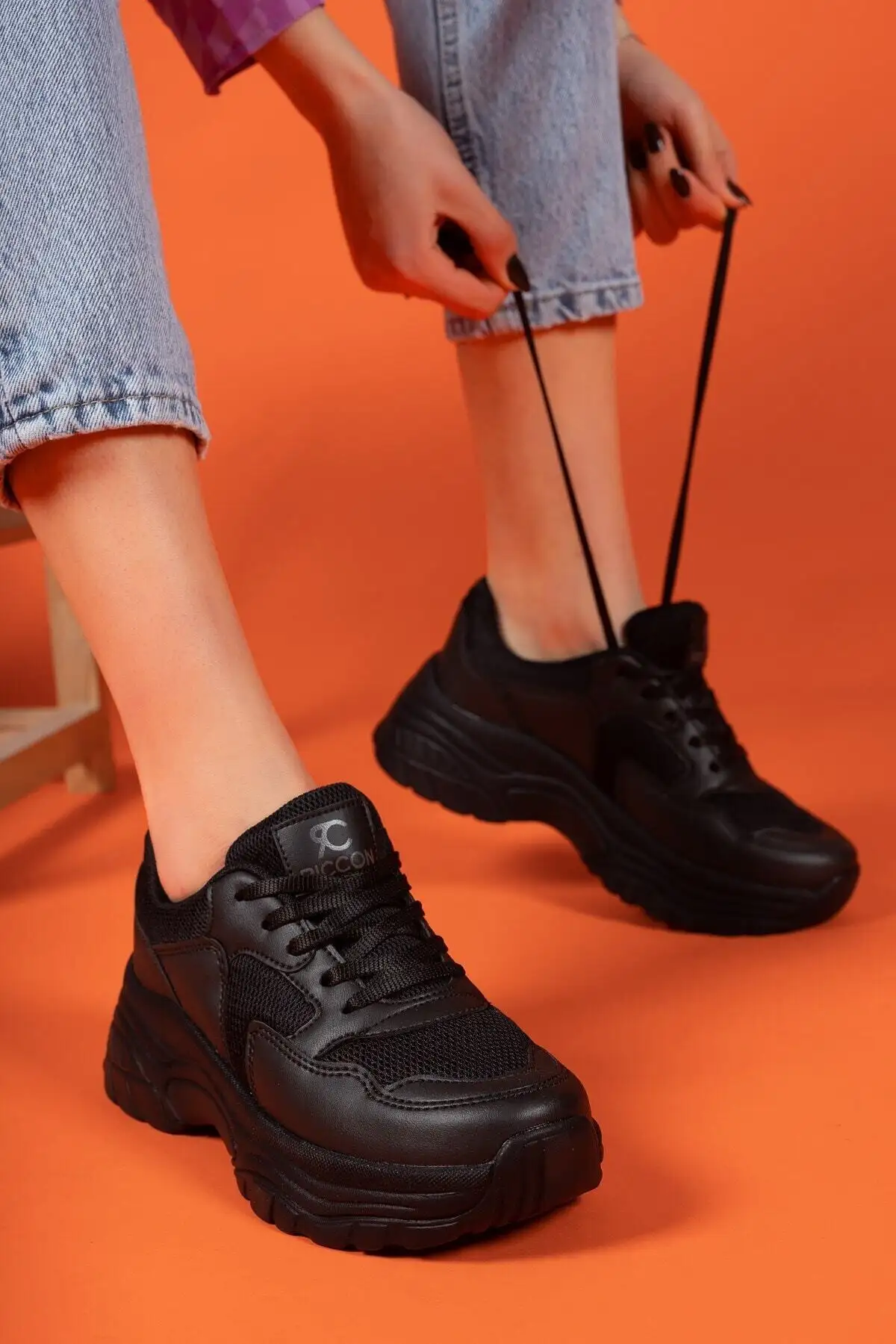 کفش کتانی زنانه ورزشی مشکی 0012140 برند Riccon - 8441