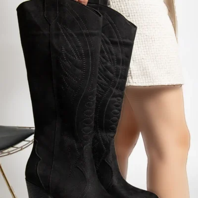 بوت و نیم بوت زنانه چکمه بلند کلاهی سیاه با تزئینات، از جنس چرم جیر سیاه برند Genetti - 8427