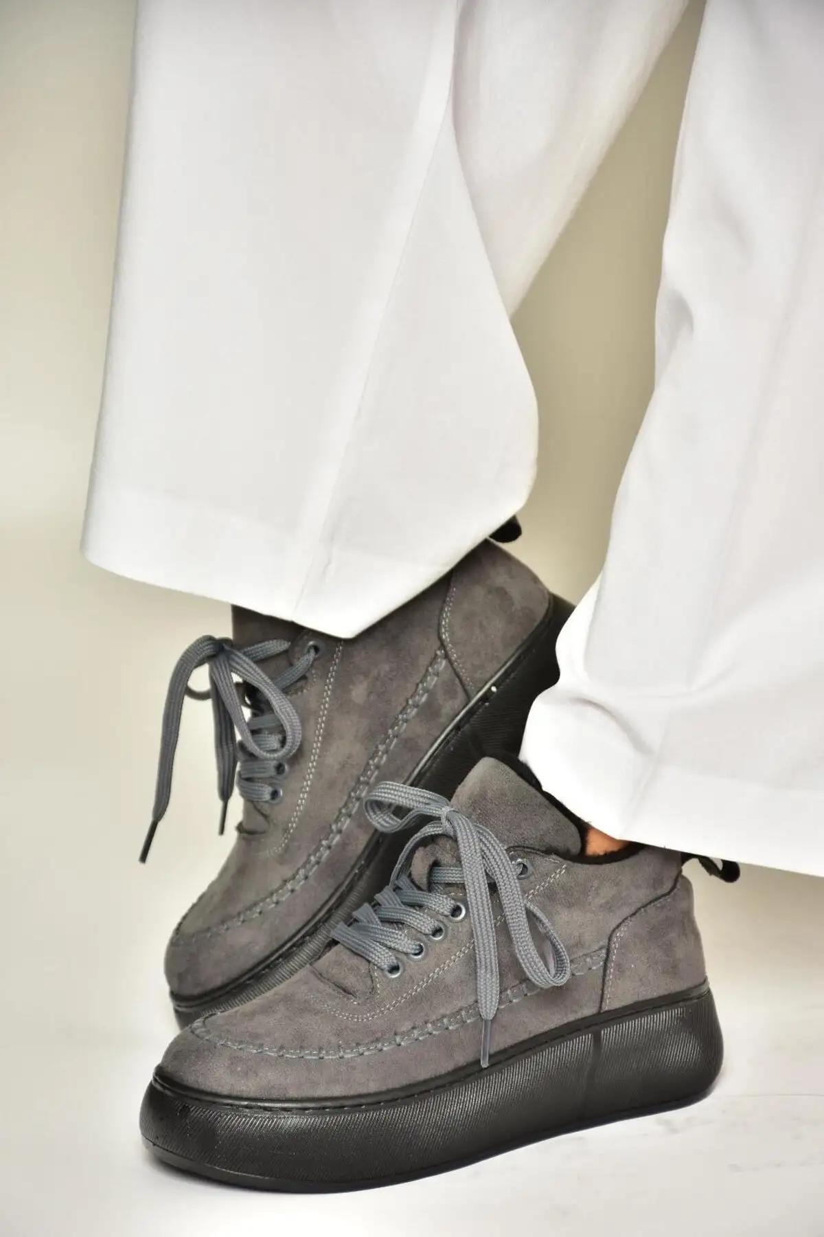 کفش زنانه جیر خاکستری با کفه ضخیم مدل T811845302 برند Fox Shoes - 8484 کفش زنانه جیر خاکستری با کفه ضخیم مدل T811845302 برند Fox Shoes - 8484