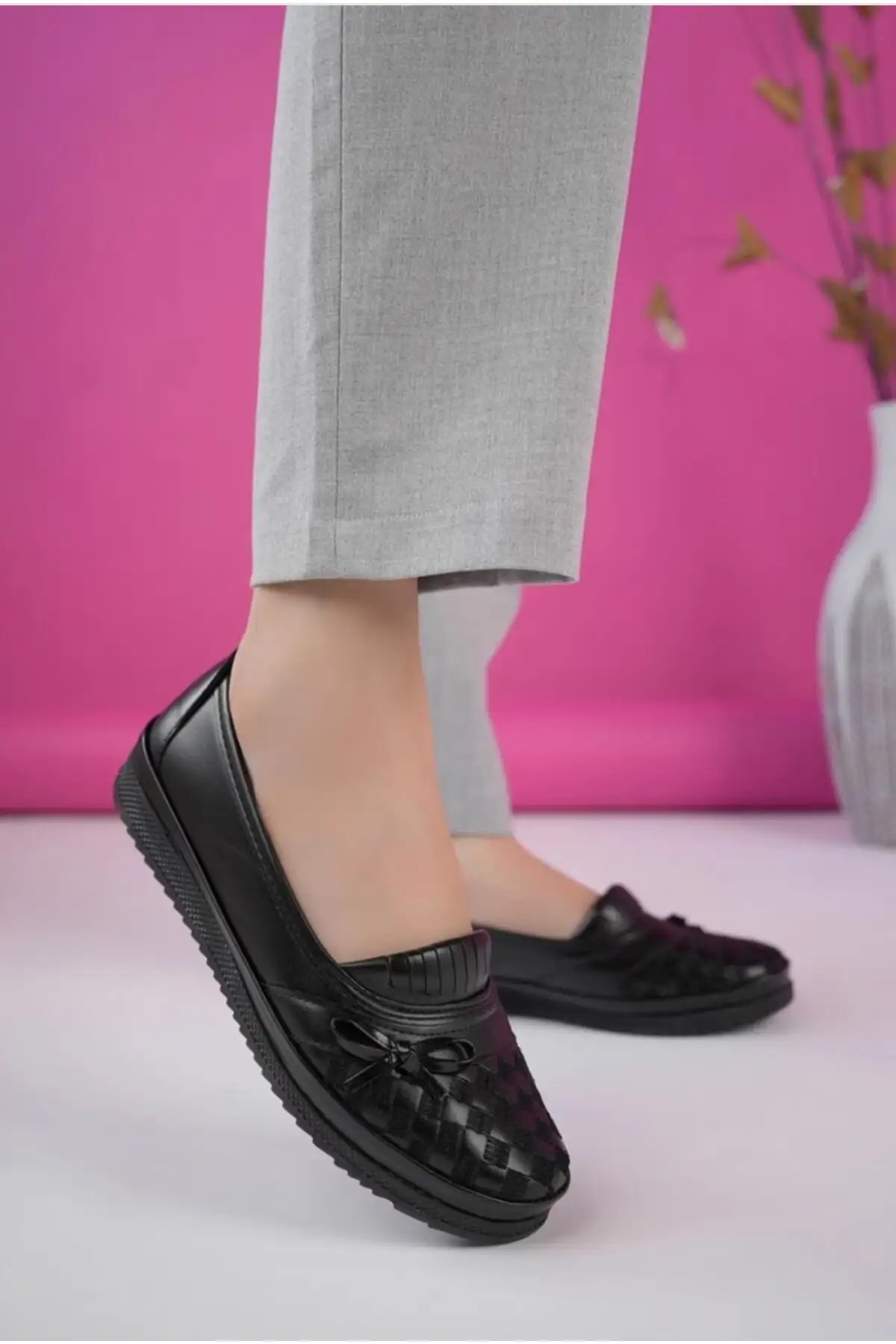 کفش زنانه روزمره کلاسیک راحت و اورتپدیک با طرح مشکی - تربیت مادرانه - باله برند Safir - 8499