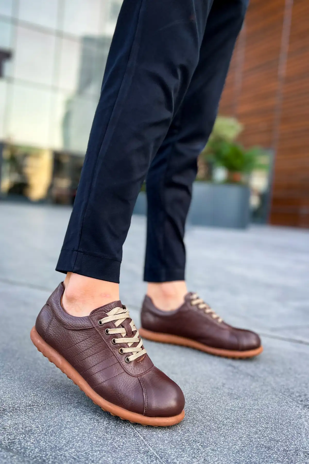 کفش روزمره مردانه مدل چرم اورتوپدیک CRSH Tam برند w white stars sports & wear - 8519 کفش روزمره مردانه مدل چرم اورتوپدیک CRSH Tam برند w white stars sports & wear - 8519