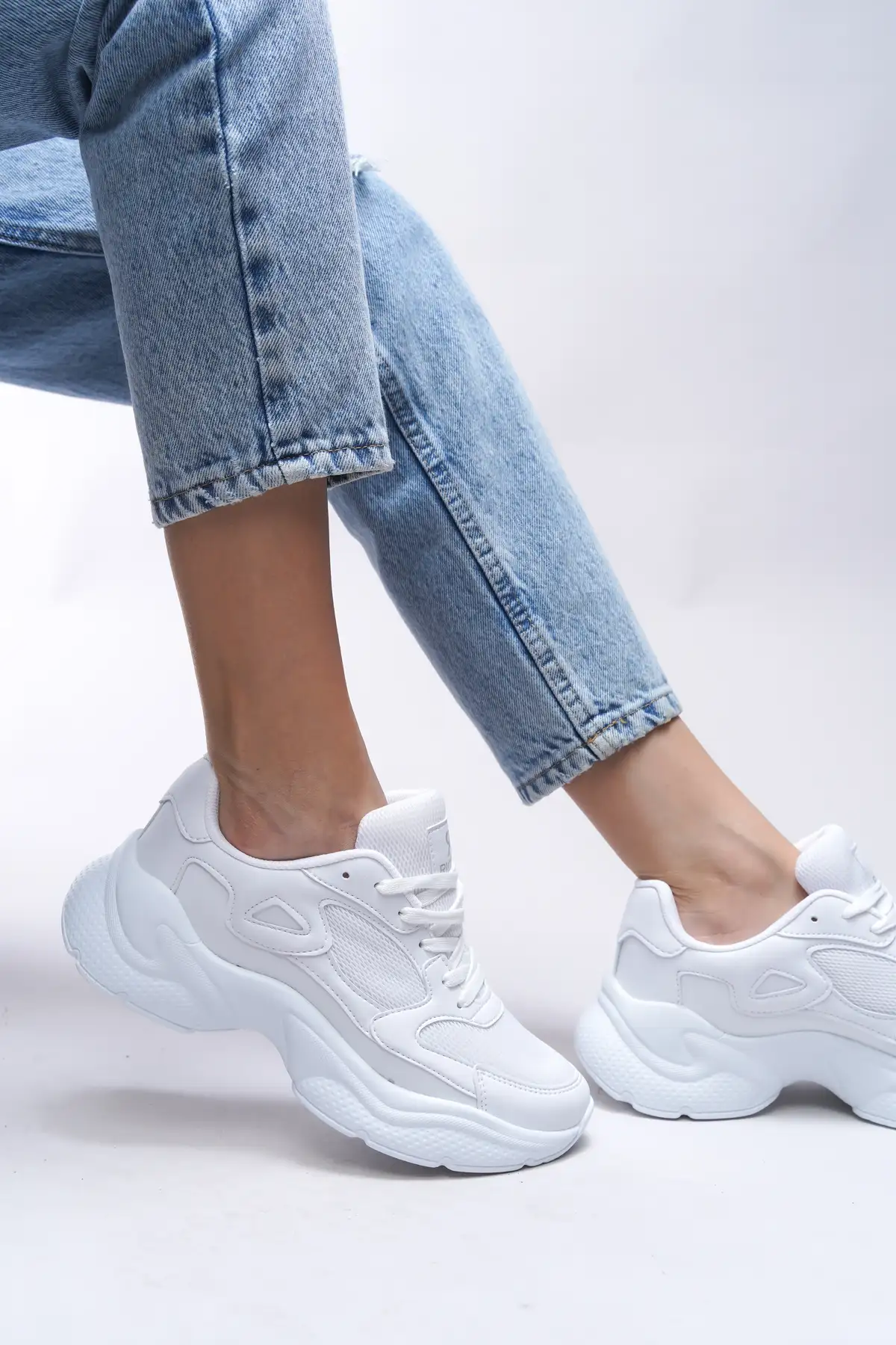 کفش کتانی زنانه ورزشی 0012152 سفید برند Riccon - 8436