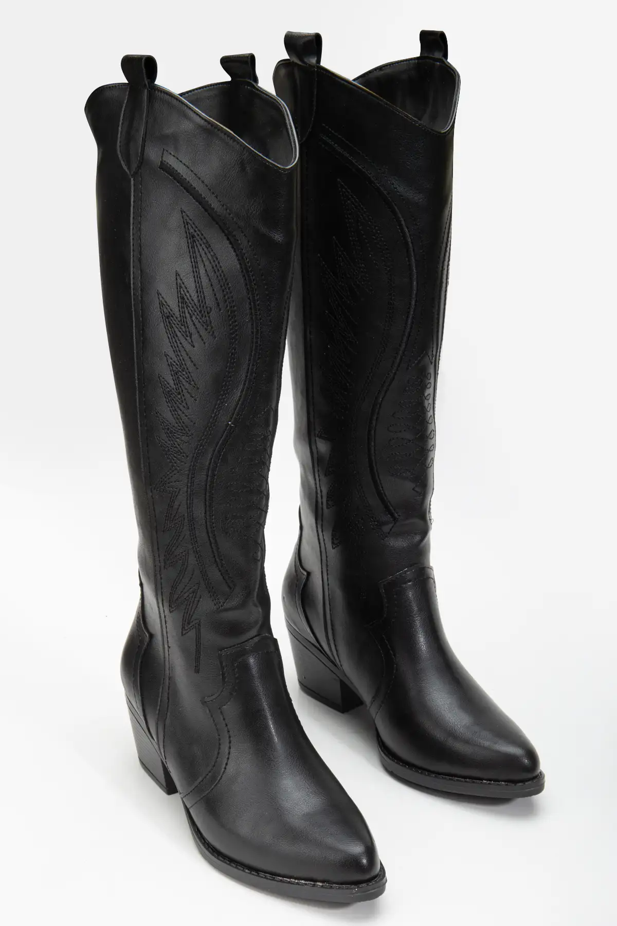 بوت و نیم‌ بوت زنانه چرم مات سیاه ریسلی با نقش‌دزی ستن کبی کلاهبردار برند RİSSOLİ - 8432