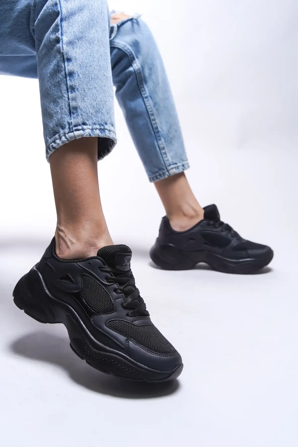 کفش کتانی زنانه ورزشی 0012152 مشکی مشکی برند Riccon - 8433