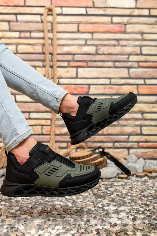 کفش اسپرت مردانه مشکی هاگی 00122021 برند Riccon - 8600 کفش اسپرت مردانه مشکی هاگی 00122021 برند Riccon - 8600