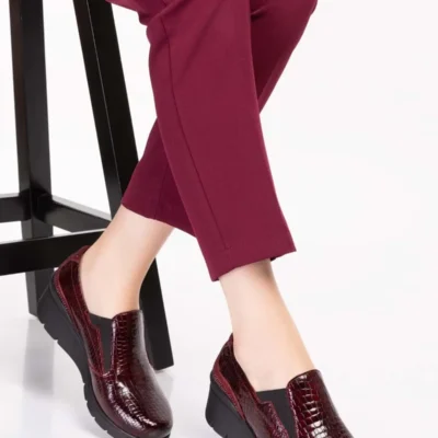 کفش زنانه راحتی آناتومیک چرم طبیعی اسفا.4052 - بوردو کروک - سایز 41 برند Gondol - 8507