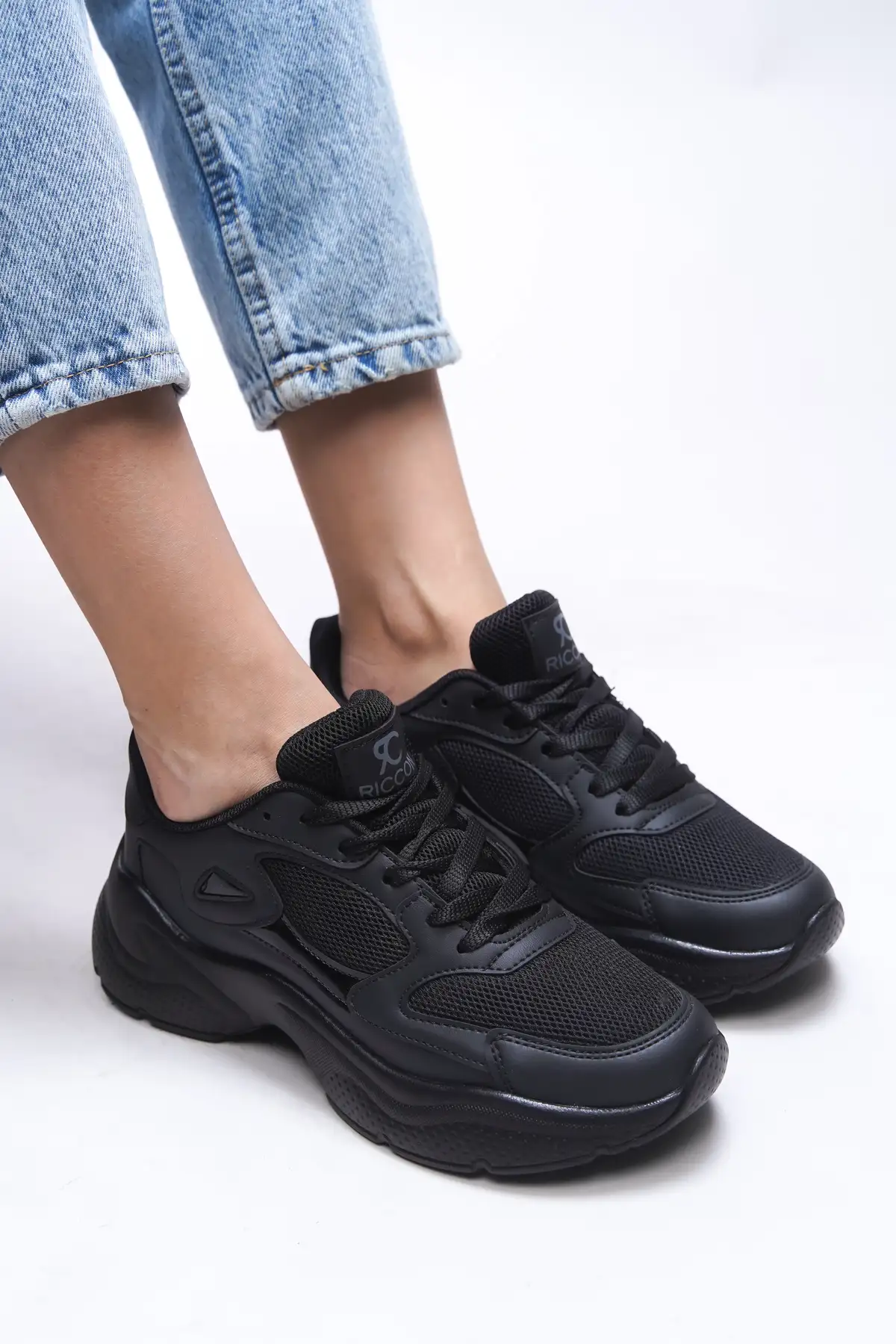 کفش کتانی زنانه ورزشی 0012152 مشکی مشکی برند Riccon - 8433