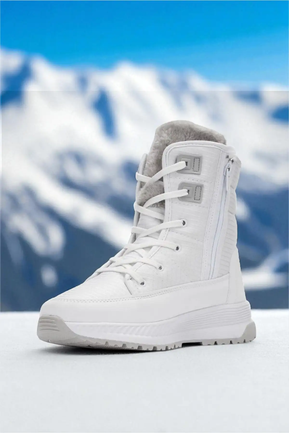 بوت بچگانه کفش زمستانی کمربنددار آناتومیک با خز، مخصوص خانمها و دختران - سفید (یک پاپوش زمستانی به عنوان هدیه) برند ALTUNTAŞ - 8397 بوت بچگانه کفش زمستانی کمربنددار آناتومیک با خز، مخصوص خانمها و دختران - سفید (یک پاپوش زمستانی به عنوان هدیه) برند ALTUNTAŞ - 8397