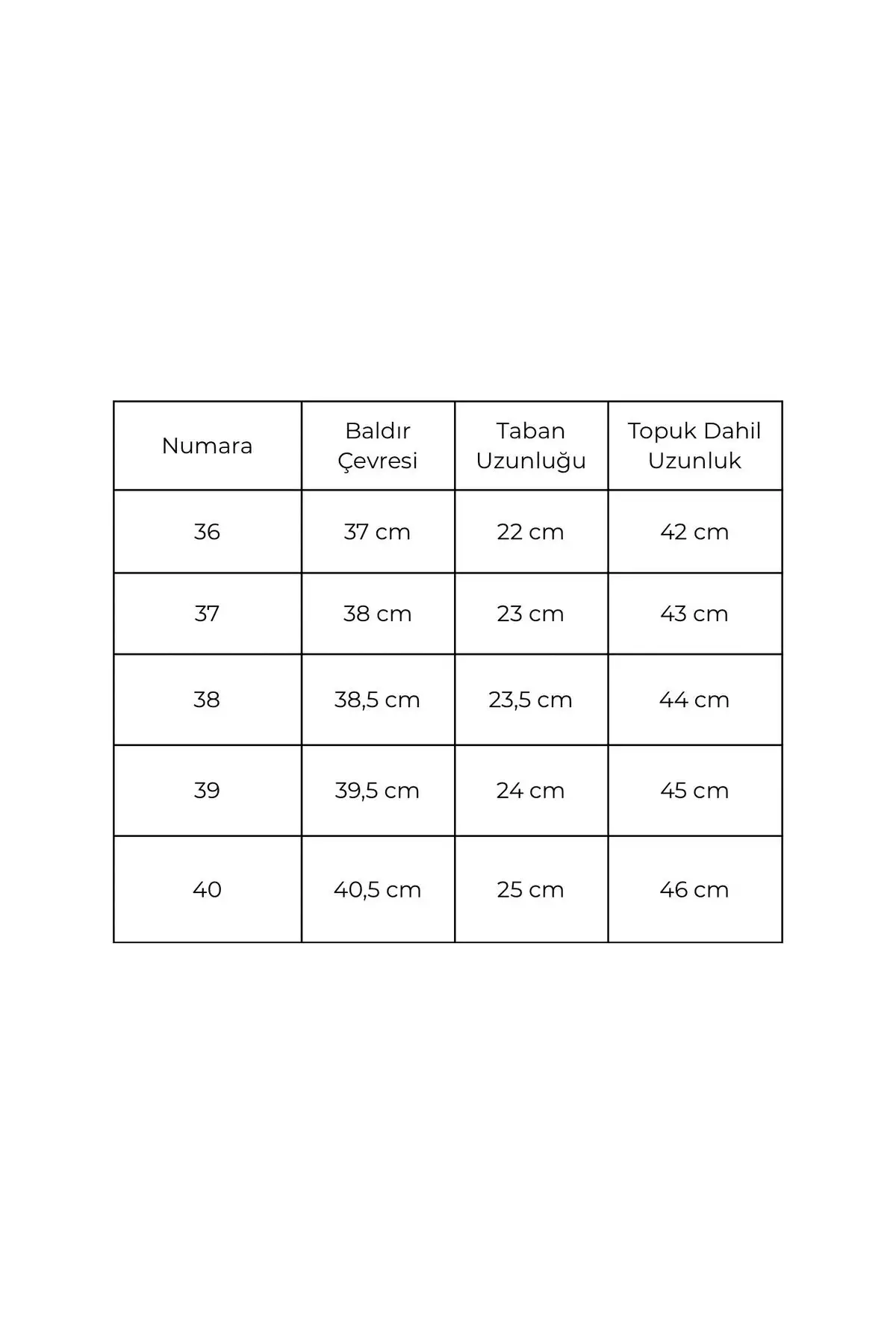 بوت و نیم‌ بوت زنانه چرم مات سیاه ریسلی با نقش‌دزی ستن کبی کلاهبردار برند RİSSOLİ - 8432