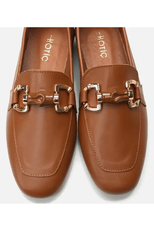 کفش لوفر زنانه با رویه چرم قهوهای روشن برند Hotiç - 8570 کفش لوفر زنانه با رویه چرم قهوهای روشن برند Hotiç - 8570