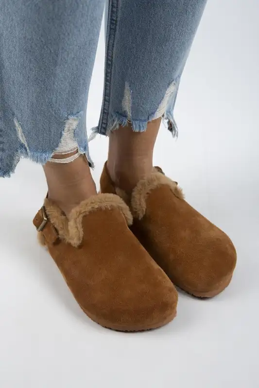 کفش صندل زنانه سندل هالی با چرم طبیعی و کمربند قهوهای تیره برند Manijero - 8588 کفش صندل زنانه سندل هالی با چرم طبیعی و کمربند قهوهای تیره برند Manijero - 8588