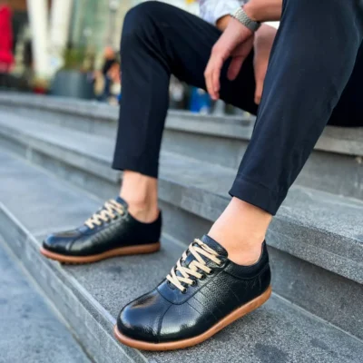 کفش روزمره مردانه کژوال چرم مدل CRSH Tam اورتopedیک برند w white stars sports & wear - 8518