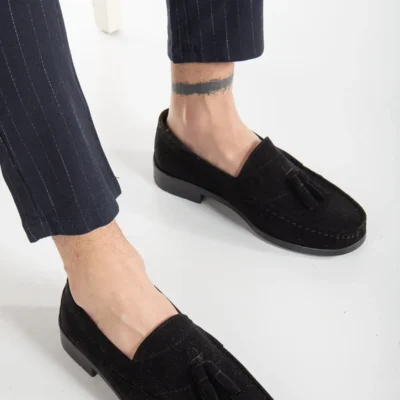 کفش زنانه روزمره اسپرت مردانه- و کرکی مشکی Wcr65 با پاپیونهای آویز، کلاسیک نرم و راحت. برند Waresta - 8478