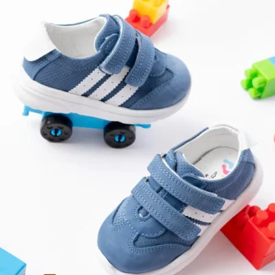 کفش نوزاد پسر ورزشی مردانه نخستین قدم با چسب از چرم طبیعی رنگ آبی برند lina step - 8379