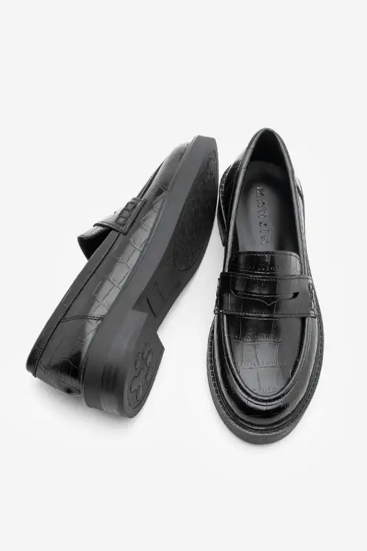 کفش لوفر زنانه کلاسیک روزمره ماکسن با طرح کرک سیاه برند Marjin - 8556