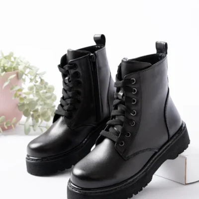 بوت بچگانه روزمره دوخته شده از چرم طبیعی با کفی ارتوپدی، ضد آب و گرم نگه‌دارنده (یونی‌سکس). برند lina step - 8384