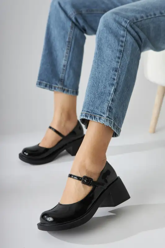 کفش لوفر زنانه مِرکا با پاشنهدار چرم مشکی برند Limoya - 8563 کفش لوفر زنانه مِرکا با پاشنهدار چرم مشکی برند Limoya - 8563