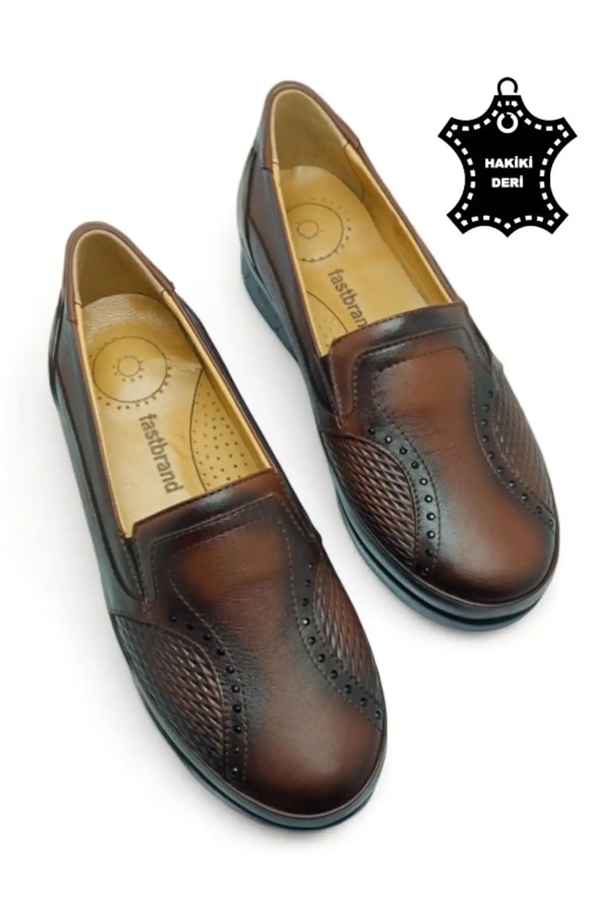 کفش زنانه تبای رنگ کاراملی از چرم طبیعی، با داخل چرم، راحتی کامل و اورتوپدی مناسب مادران برند MAGIC SHOES - 8480 کفش زنانه تبای رنگ کاراملی از چرم طبیعی، با داخل چرم، راحتی کامل و اورتوپدی مناسب مادران برند MAGIC SHOES - 8480