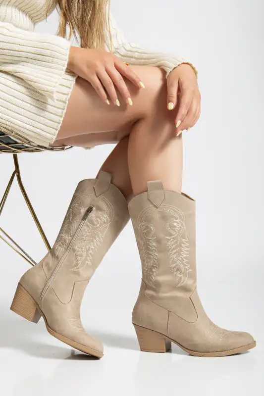 بوت و نیم‌ بوت زنانه پتین کابیی طرح بلند پری برند van heflin - 8606