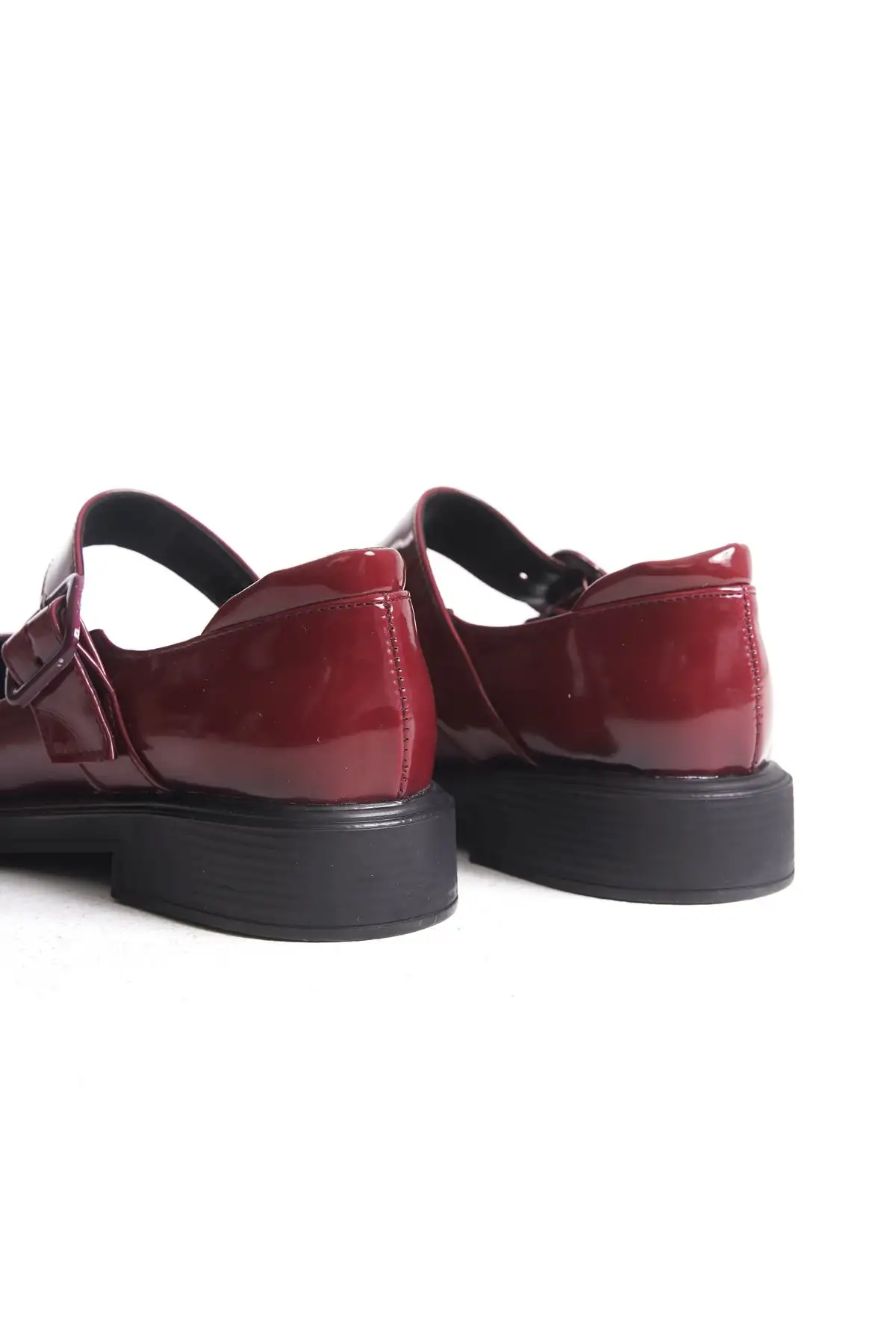 کفش زنانه روزمره ماری با بند و سگک کژوال برند MARSEDO - 8482