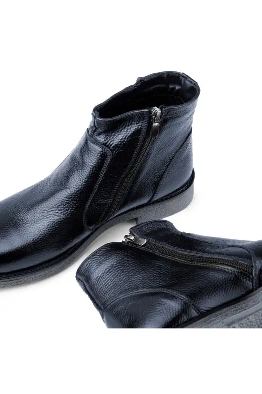 بوت مردانه روزانه چلسی با زیپ و کفی ضد لغزش از چرم طبیعی بریستول - رنگ سرمهای برند Ducavelli - 8631 بوت مردانه روزانه چلسی با زیپ و کفی ضد لغزش از چرم طبیعی بریستول - رنگ سرمهای برند Ducavelli - 8631