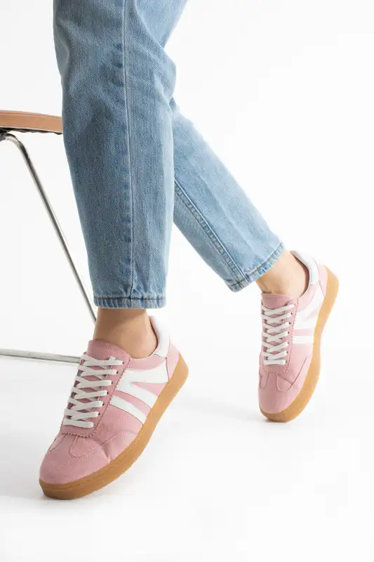 کفش کتانی زنانه ورزشی روزانه با بند ، راحت، دارای کفی ارتوپدی و رنگ صورتی برند KOTAN - 8677