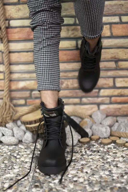 بوت مردانه چکمه بایکربی سیاه ۰۰۱۲۵۳۸ برند Riccon - 8634 بوت مردانه چکمه بایکربی سیاه ۰۰۱۲۵۳۸ برند Riccon - 8634