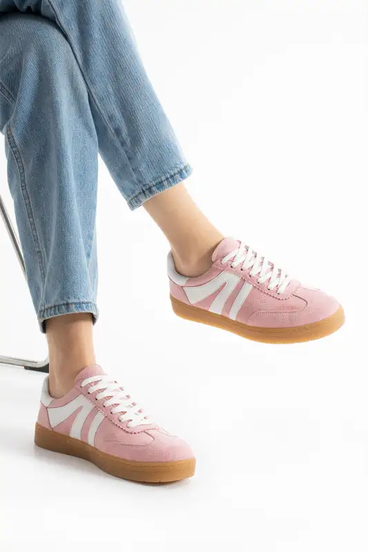 کفش کتانی زنانه ورزشی روزانه با بند ، راحت، دارای کفی ارتوپدی و رنگ صورتی برند KOTAN - 8677