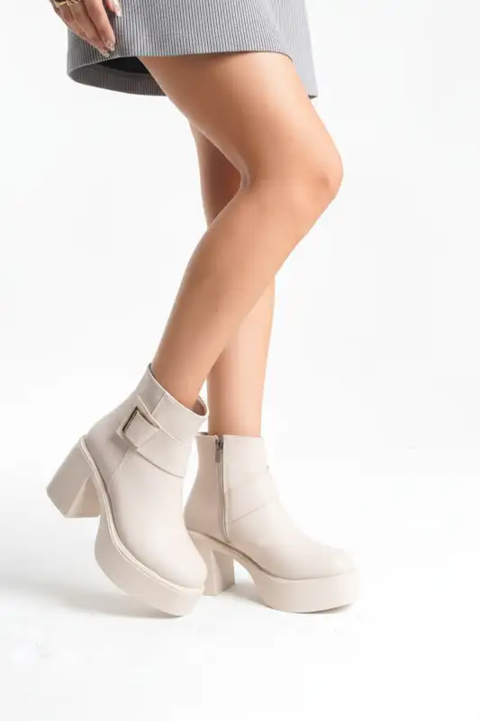 بوت و نیم بوت زنانه کرم رنگ با پاشنه بلند راحت جزئیات کلید زیپ کناری برند Limeo - 8624 بوت و نیم بوت زنانه کرم رنگ با پاشنه بلند راحت جزئیات کلید زیپ کناری برند Limeo - 8624