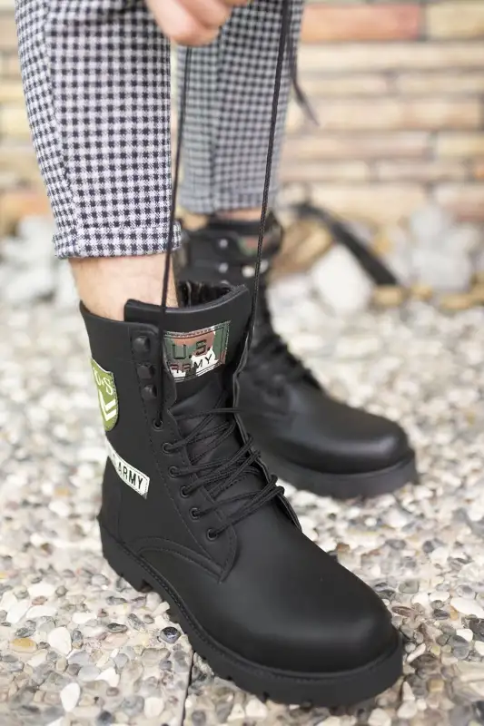 بوت مردانه چکمه بایکربی سیاه ۰۰۱۲۵۳۸ برند Riccon - 8634 بوت مردانه چکمه بایکربی سیاه ۰۰۱۲۵۳۸ برند Riccon - 8634