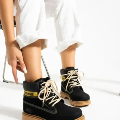 بوت و نیم بوت زنانه کفش مشکی ینیسکس با زیره لاستیکی ضد لغزش مقام در برابر آب برای زمستان برند KunduraHane - 8648