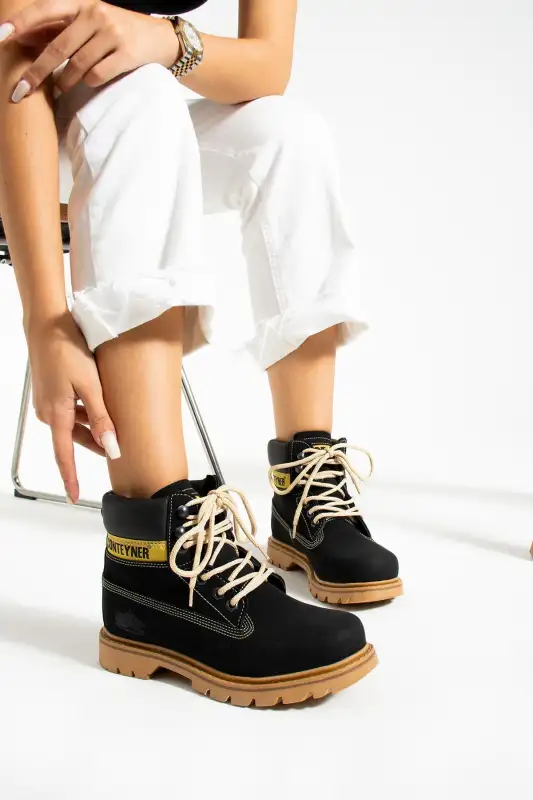 بوت و نیم بوت زنانه کفش مشکی ینیسکس با زیره لاستیکی ضد لغزش مقام در برابر آب برای زمستان برند KunduraHane - 8648 بوت و نیم بوت زنانه کفش مشکی ینیسکس با زیره لاستیکی ضد لغزش مقام در برابر آب برای زمستان برند KunduraHane - 8648